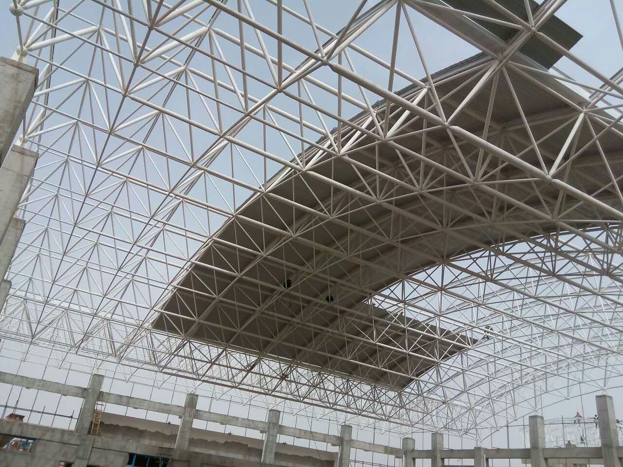 咸宁青岛一汽网架